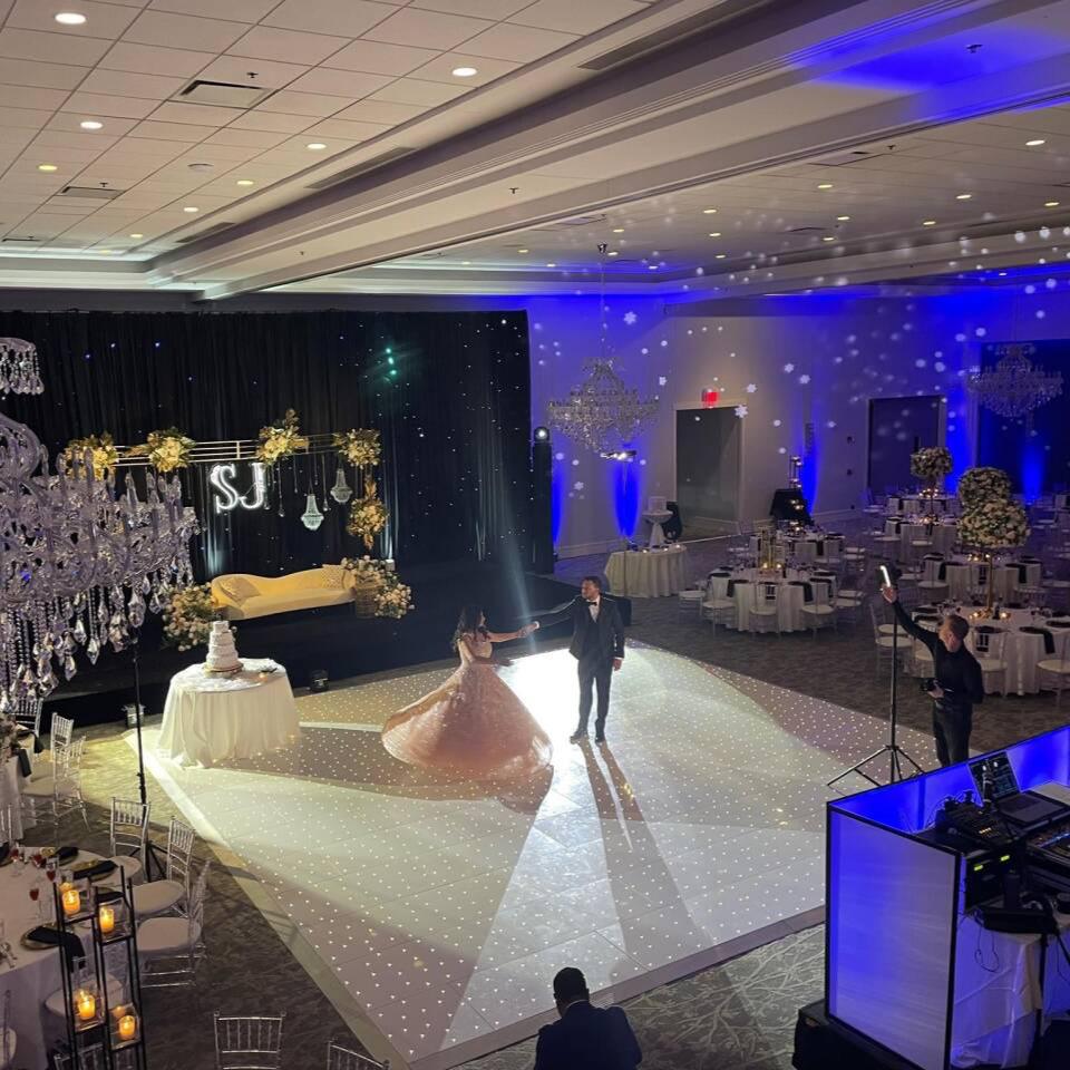White Starlight Dance Floor